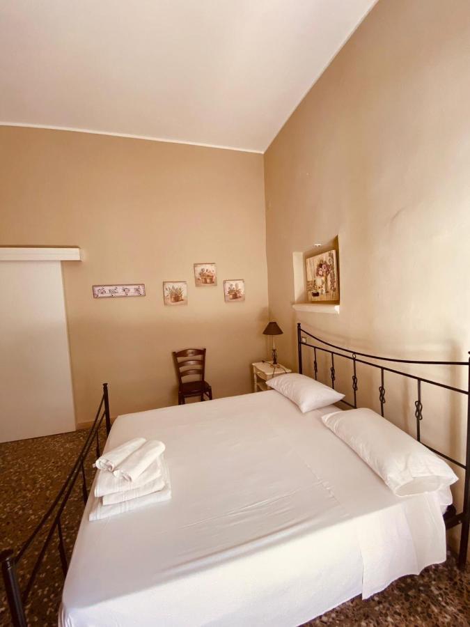 B&B Quasimare Porto Cesareo Buitenkant foto