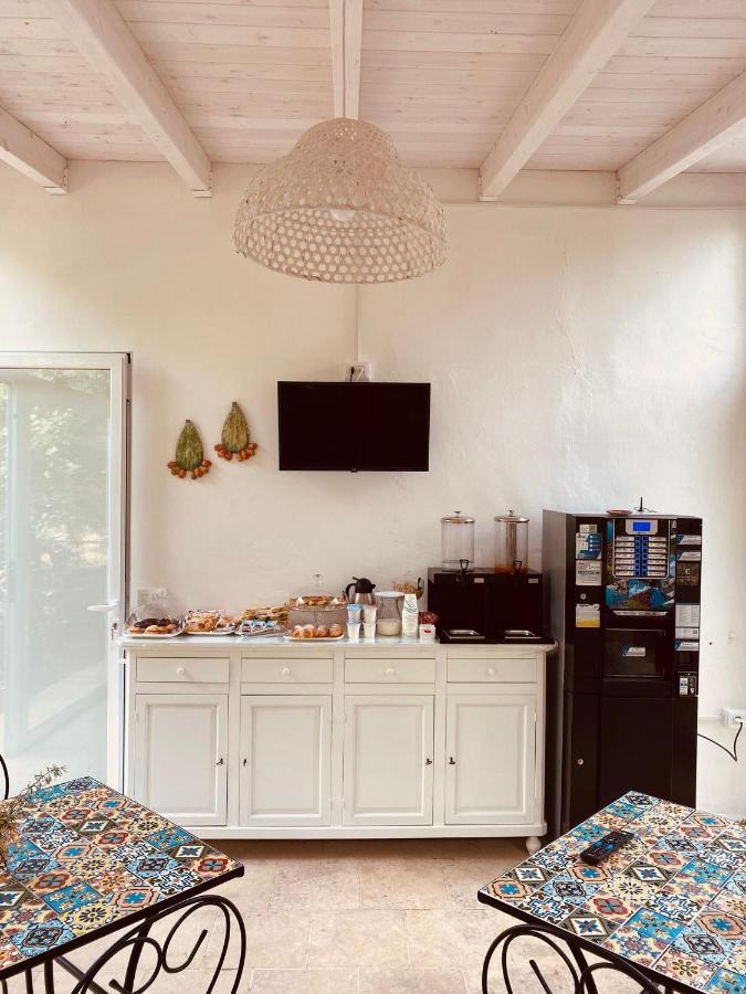 B&B Quasimare Porto Cesareo Buitenkant foto